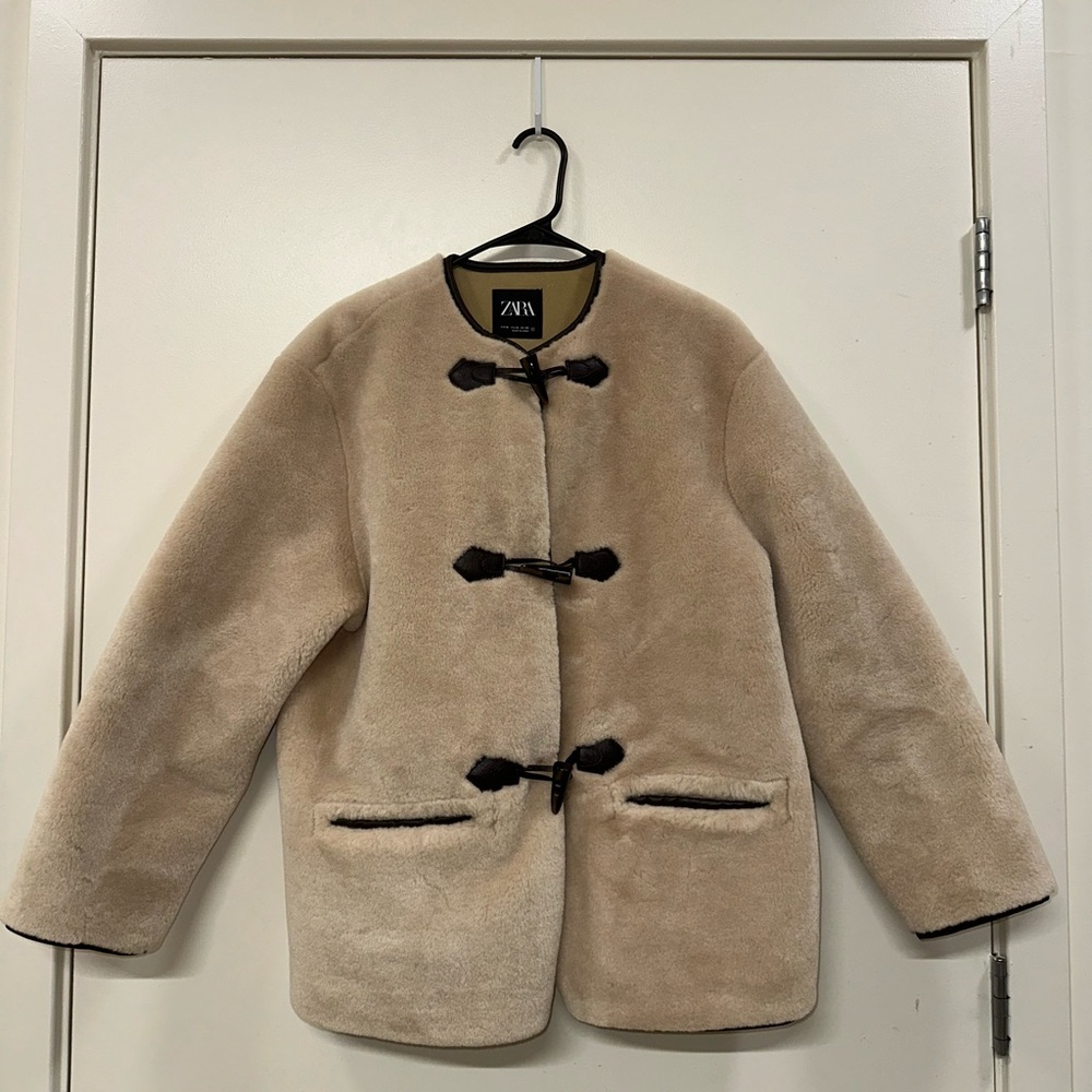 Zara Women's Faux Fur Toggle Coat